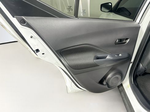 Used 2025 Nissan Kicks Play S FWD image 27