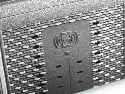 Used 2025 RAM 1500 Big Horn AWD/4WD image 13