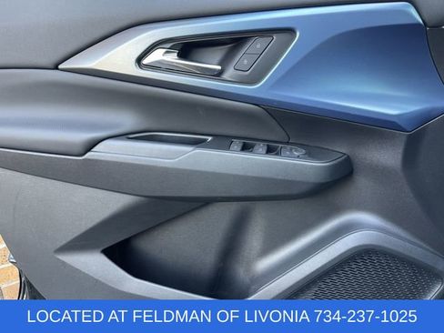 Certified 2024 Chevrolet Equinox EV LT FWD image 21