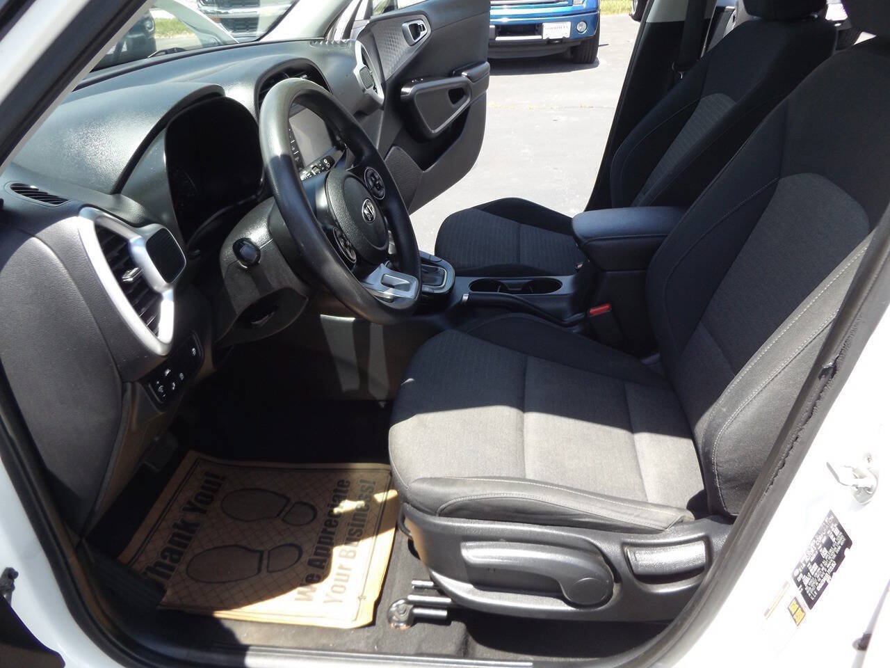 Used 2020 Kia Soul S FWD image 12