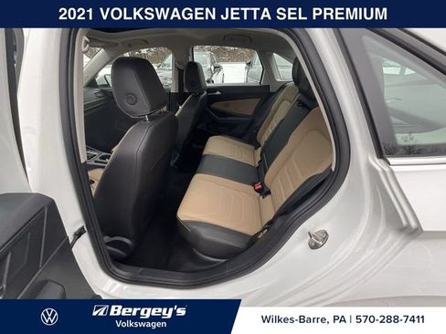 Used 2021 Volkswagen Jetta SEL Premium FWD image 16