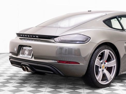 Certified 2025 Porsche 718 Cayman S RWD image 31