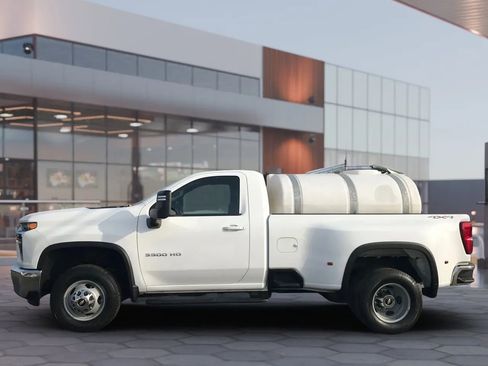 Used 2022 Chevrolet Silverado 3500 LT w/ Convenience Package image 5