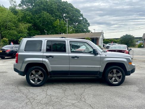 Used 2016 Jeep Patriot Sport FWD image 8