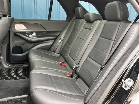Used 2023 Mercedes-Benz GLE 350 4MATIC w/ Premium Package image 21