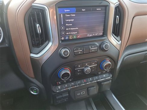 Used 2022 Chevrolet Silverado 2500 High Country w/ Safety Package II image 13