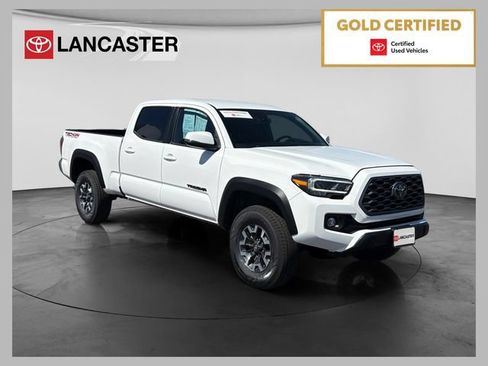 Certified 2023 Toyota Tacoma TRD Off-Road AWD/4WD image 1