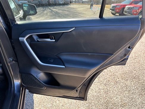 Used 2023 Toyota RAV4 XLE image 16
