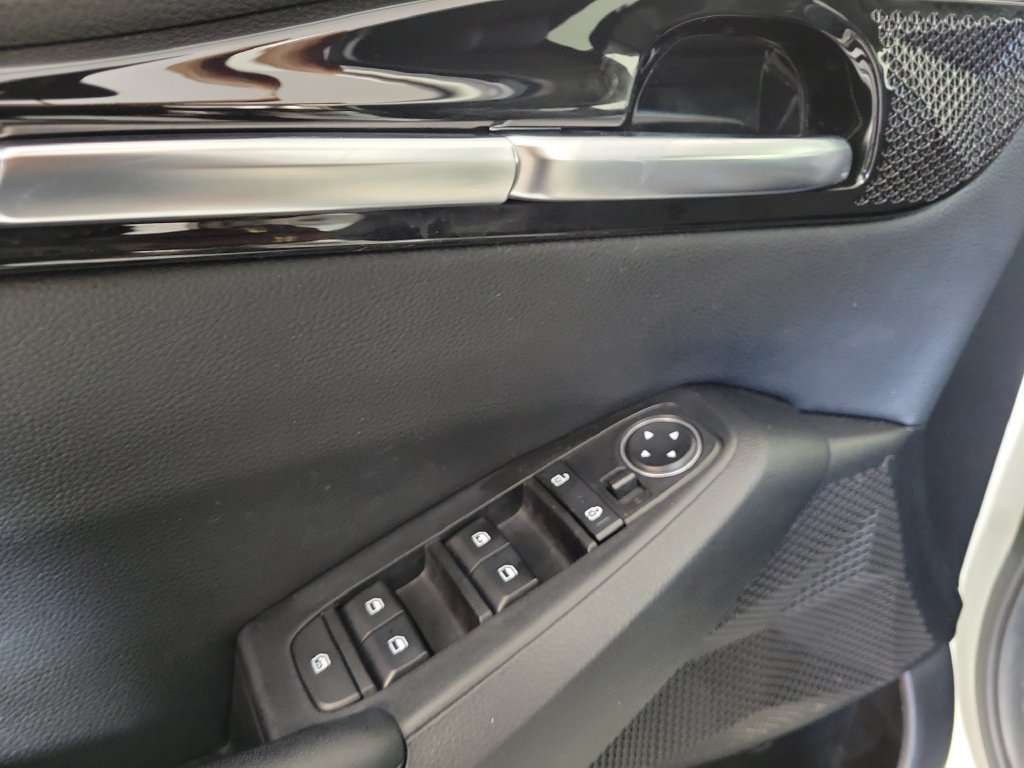 Used 2023 Kia Seltos S FWD image 17