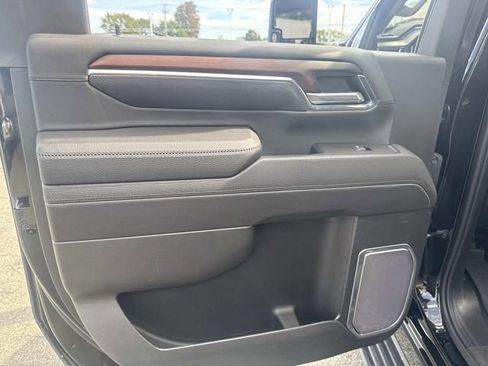 Used 2024 GMC Sierra 2500 Denali w/ Technology Package image 17