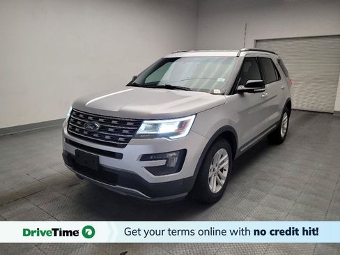 Used 2016 Ford Explorer XLT w/ Equipment Group 201A FWD image 1