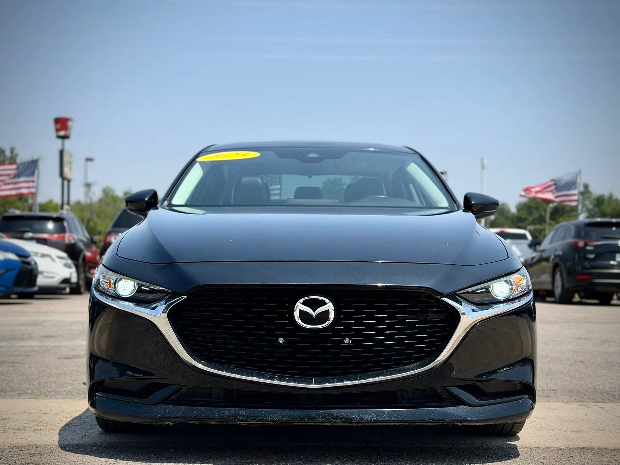 Used 2023 MAZDA MAZDA3 s FWD image 11