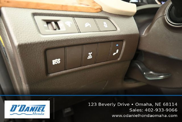 Used 2014 Hyundai Santa Fe GLS AWD/4WD image 27