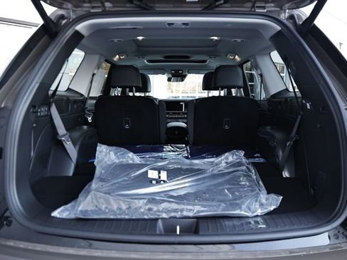 New 2026 Hyundai Elantra SE image 5