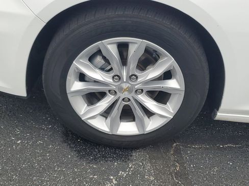 Used 2024 Chevrolet Malibu LT image 30