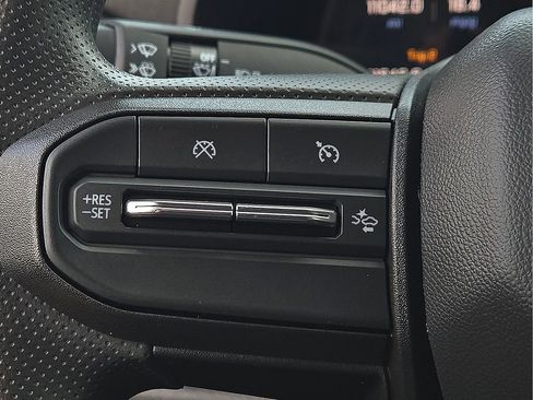 Used 2024 Chevrolet Colorado Trail Boss w/ Technology Package AWD/4WD image 18
