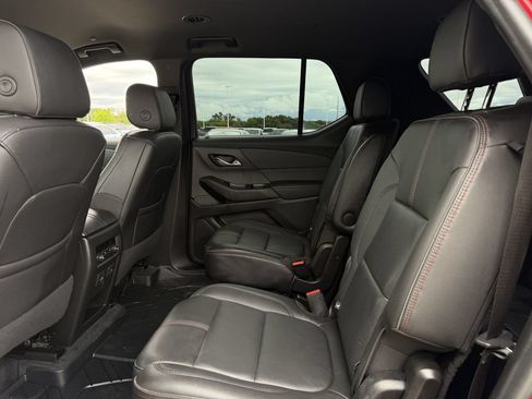 Used 2023 Chevrolet Traverse RS w/ LPO, Floor Liner Package FWD image 26