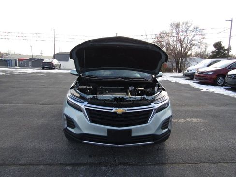 Used 2022 Chevrolet Equinox LT w/ Driver Convenience Package image 30