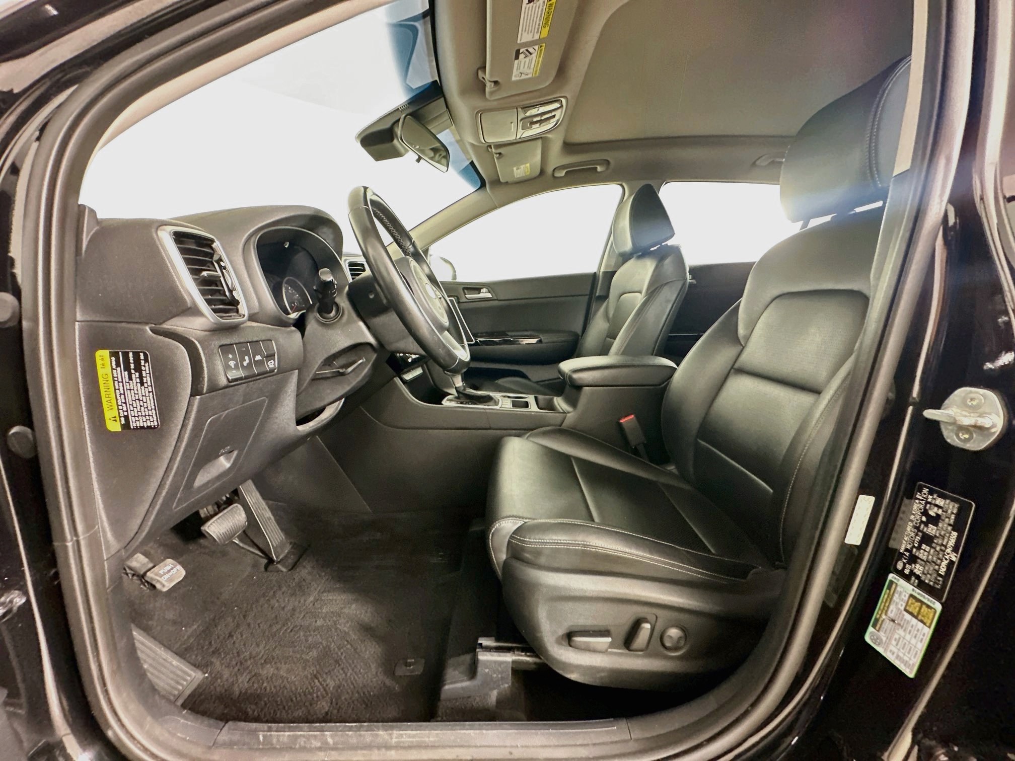 Used 2022 Kia Sportage EX AWD/4WD image 13