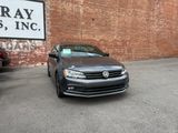 Used 2016 Volkswagen Jetta Sport image 2