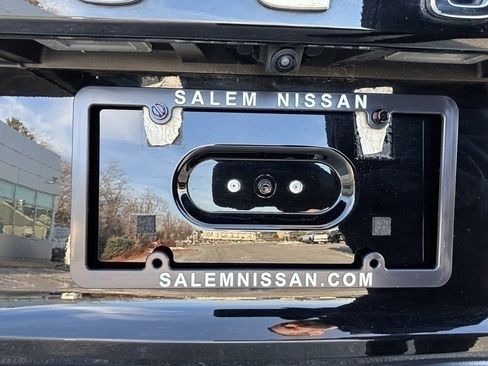 Used 2023 Nissan Rogue SL w/ SL Premium Package image 20