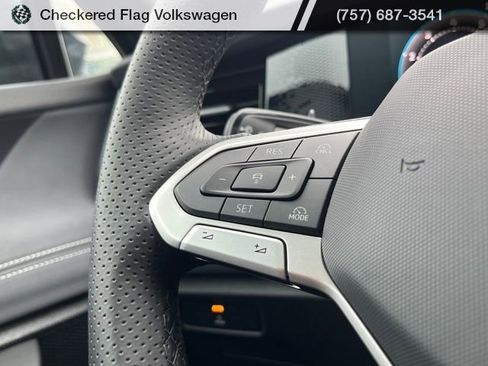 New 2026 Volkswagen Tiguan SE R-Line image 36