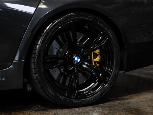 Used 2014 BMW M5 RWD image 65