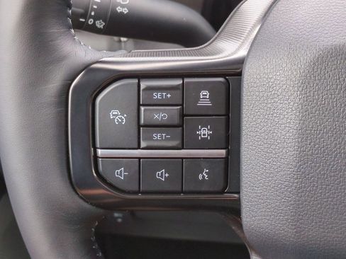 New 2026 Ford F350 Platinum w/ FX4 Off-Road Package image 26