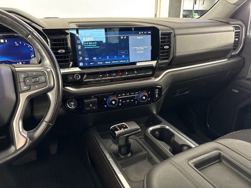 Used 2022 Chevrolet Silverado 1500 RST w/ All Star Edition Plus AWD/4WD image 25