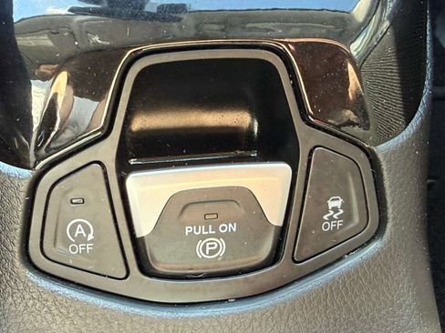Used 2021 Jeep Compass Limited AWD/4WD image 30