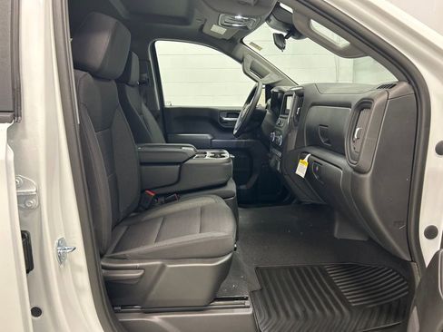 Used 2023 Chevrolet Silverado 1500 Custom AWD/4WD image 17