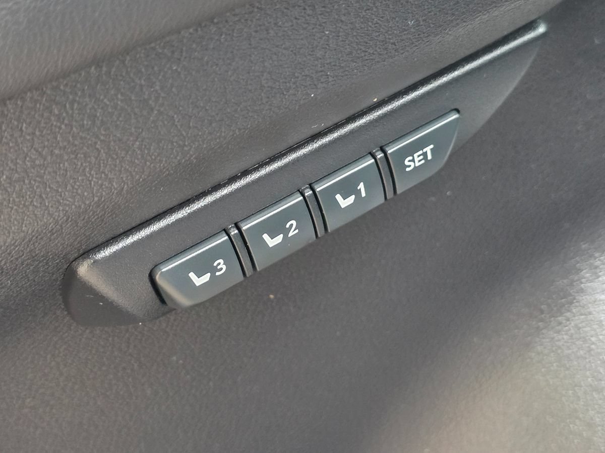 Used 2016 Lexus NX 300h AWD w/ Premium Package image 32