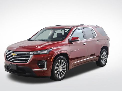 Used 2023 Chevrolet Traverse Premier w/ LPO, Floor Liner Package AWD/4WD image 1