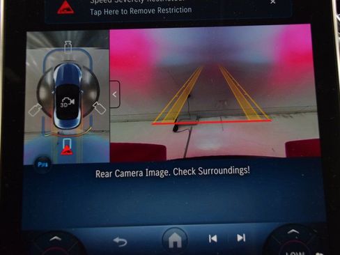 New 2026 Mercedes-Benz SL 63 AMG S e Performance 4MATIC image 26