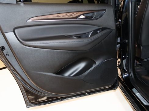 Used 2023 Buick Enclave Avenir w/ Avenir Technology Package image 51