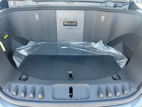 New 2025 Ford F150 Lightning Lariat image 21