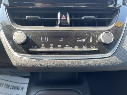 Certified 2024 Toyota Corolla LE FWD image 19