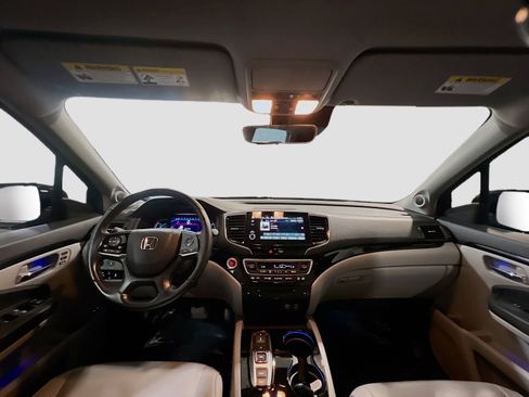 Used 2020 Honda Pilot Touring image 17
