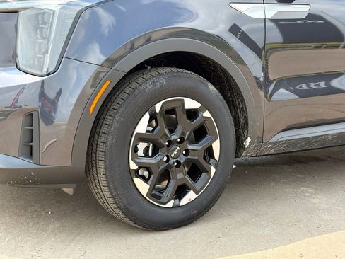 New 2026 Kia Sorento S FWD image 9