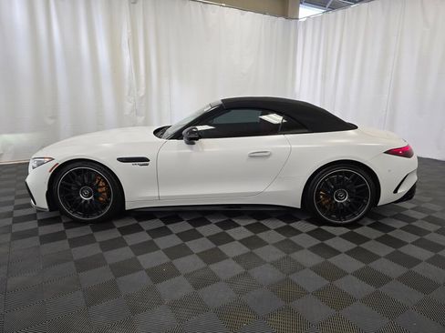 Used 2022 Mercedes-Benz SL 63 AMG 4MATIC image 3