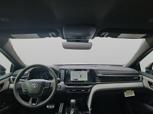 Used 2026 Toyota Camry SE w/ Convenience Package FWD image 39