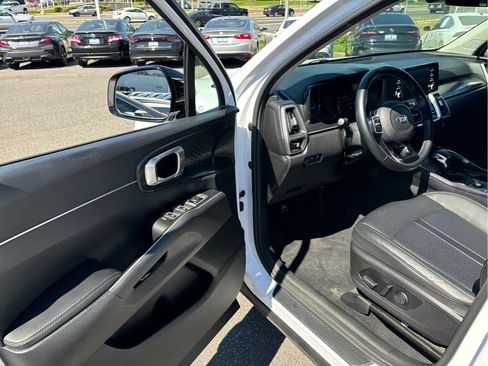 Used 2021 Kia Sorento S AWD/4WD image 7