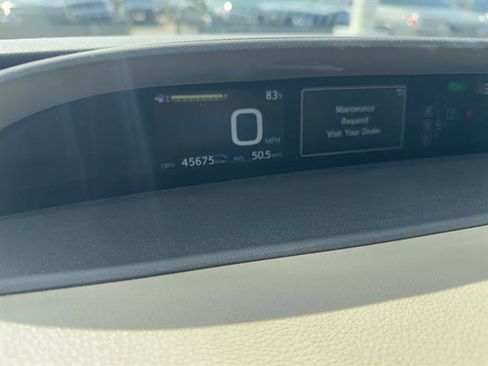Used 2016 Toyota Prius Three image 8