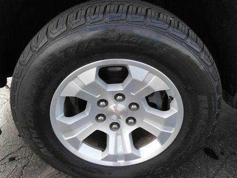 Used 2017 Chevrolet Silverado 1500 LT w/ All Star Edition image 10