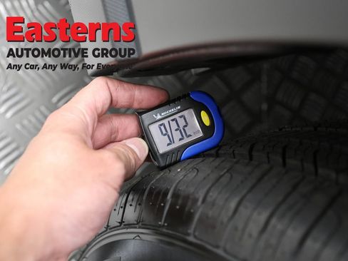 Used 2024 Subaru Forester Premium AWD/4WD image 31
