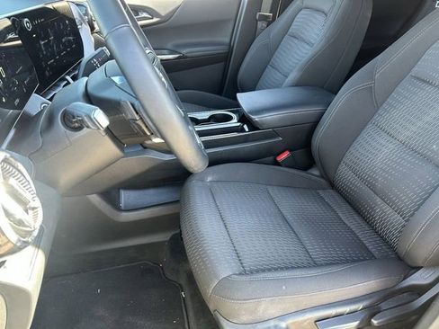 Used 2025 Chevrolet Equinox LT FWD image 21