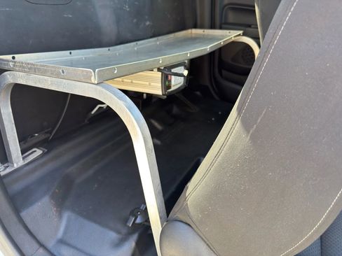 Used 2020 Chevrolet Colorado LT w/ Safety Package image 16