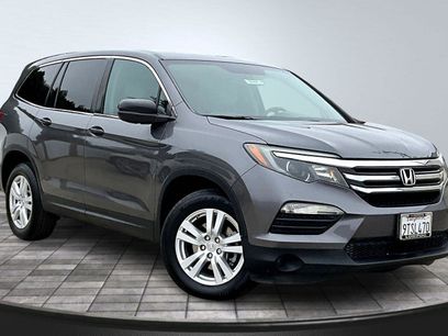 Used 2017 Honda Pilot LX