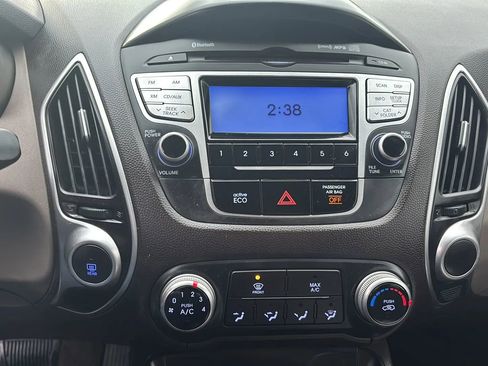 Used 2012 Hyundai Tucson GLS image 26