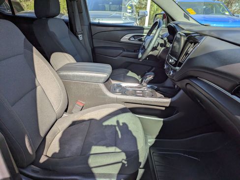Certified 2023 Chevrolet Traverse LT image 28
